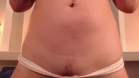 Milu Wallace  online show from 12, 11, 2025