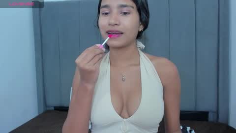 Miluu online show from 22, 12, 2024