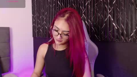 miluv19 online show from 25, 9, 2025