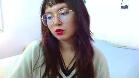 mily_baker online show from 22, 1, 2025