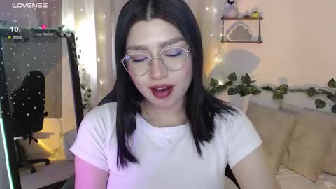 Mily online show from 4, 12, 2025