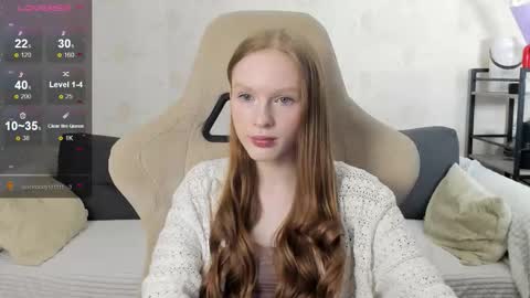 Snapshot of milymi_ chatting on 24, 10, 2025 Milena and Jasper online show from 24, 10, 2025