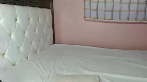 mimiebony online show from 9, 4, 2026