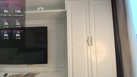 Snapshot of mina_moons chatting on 16, 11, 2025 Mina online show from 16, 11, 2025