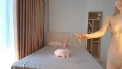 Mina online show from 23, 5, 2026