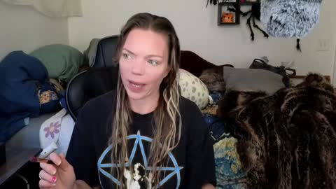 Mindy Mars online show from 20, 1, 2025