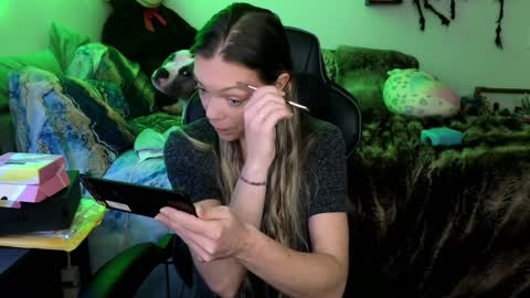 Mindy Mars online show from 27, 1, 2025