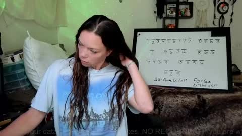 Mindy Mars online show from 13, 4, 2026