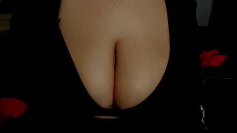 Snapshot of minka0 chatting on 10, 12, 2024 minka0 online show from 10, 12, 2024