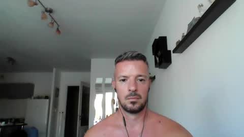 Snapshot of minka28 chatting on 5, 8, 2026 minka28 online show from 5, 8, 2026