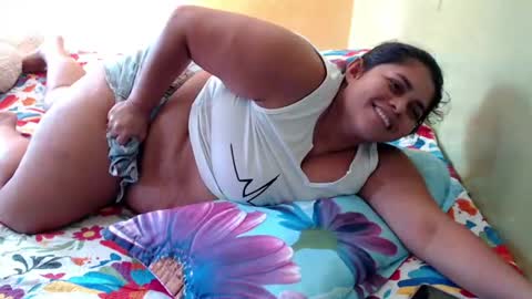 Snapshot of minnie_bbw69 chatting on 28, 7, 2026 Andrea online show from 28, 7, 2026