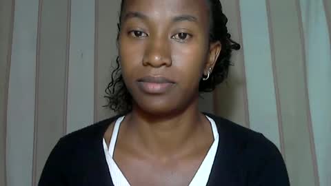 minouch211907 online show from 15, 2, 2025