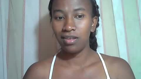 minouch211907 online show from 21, 10, 2025