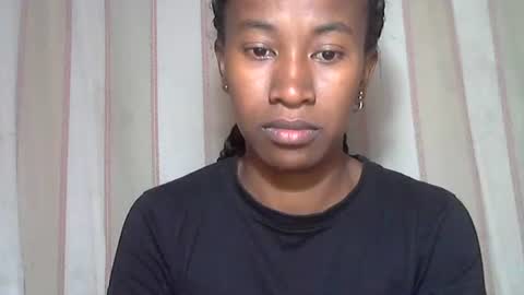 minouch211907 online show from 13, 11, 2025