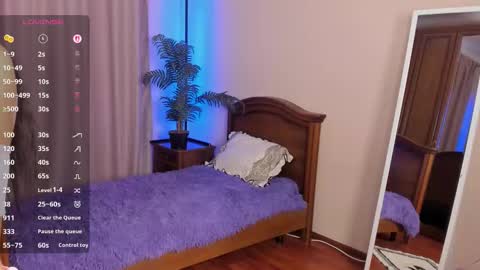 Snapshot of mioflare chatting on 11, 11, 2025 Mio online show from 11, 11, 2025