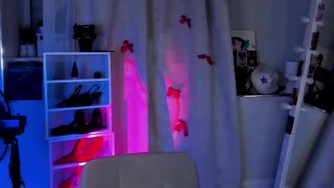 NEXT STREAM NOVEMBER  27282930 online show from 6, 1, 2026