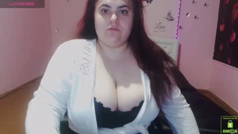 Snapshot of mira_cle_ chatting on 11, 5, 2026 mira_cle_ online show from 11, 5, 2026
