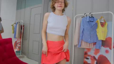 mira_marni online show from 6, 11, 2025