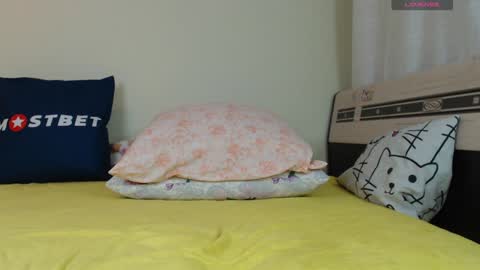 mira_one_ online show from 5, 12, 2024