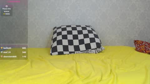 Snapshot of mira_one_ chatting on 3, 2, 2025 mira_one_ online show from 3, 2, 2025