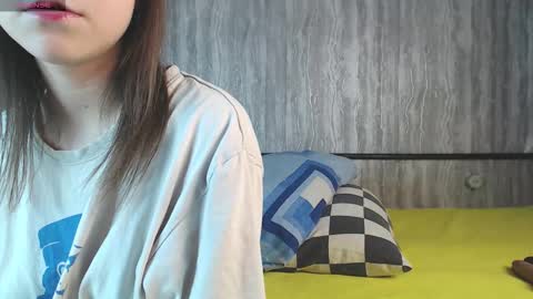 Snapshot of mira_one_ chatting on 7, 10, 2025 mira_one_ online show from 7, 10, 2025