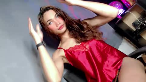 Snapshot of miraclegirl23 chatting on 26, 11, 2025 Zoey online show from 26, 11, 2025