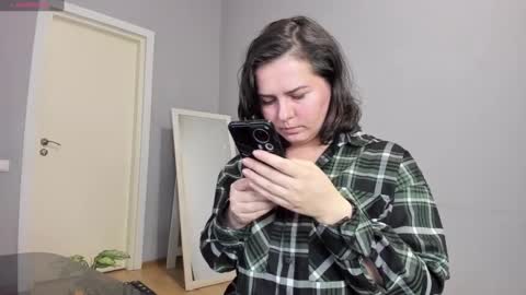 Meera online show from 5, 3, 2025