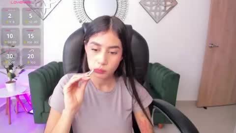 miranda_crawfor online show from 30, 7, 2026