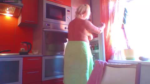 Snapshot of miranda_robinson chatting on 16, 10, 2025 Miranda online show from 16, 10, 2025
