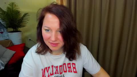 MirandaDyson online show from 6, 3, 2025