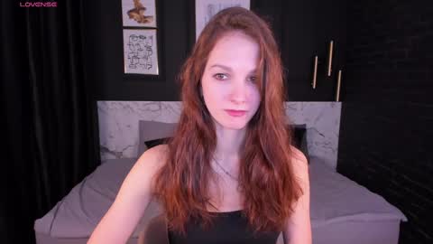 Snapshot of mirandaglow chatting on 21, 2, 2025 Miranda online show from 21, 2, 2025