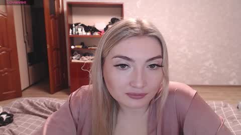 Snapshot of miraroy chatting on 5, 2, 2026 Mira online show from 5, 2, 2026