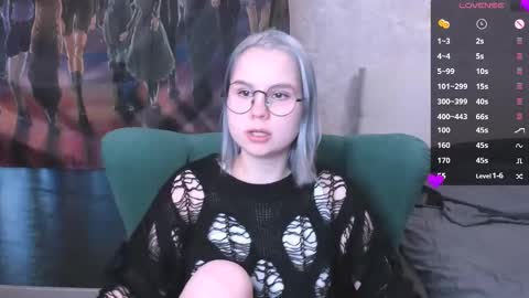 Kira online show from 1, 3, 2025