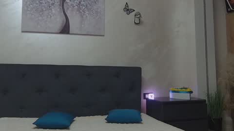 Snapshot of miriam04 chatting on 13, 1, 2025 miriam04 online show from 13, 1, 2025