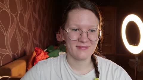 Snapshot of miriamor chatting on 30, 10, 2025 Mira online show from 30, 10, 2025