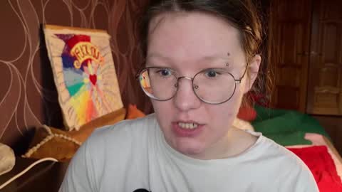 Snapshot of miriamor chatting on 14, 11, 2025 Mira online show from 14, 11, 2025