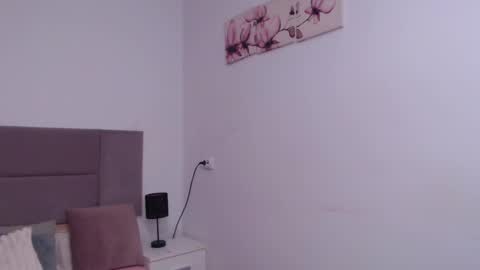 MiryamInes online show from 14, 2, 2025