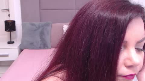 MiryamInes online show from 28, 2, 2025