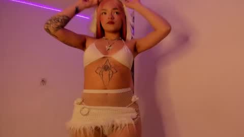 Snapshot of misa___amane chatting on 8, 12, 2024 Misa Independent model online show from 8, 12, 2024