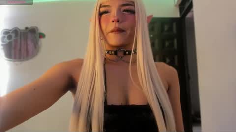 Snapshot of misa___amane chatting on 18, 1, 2025 Misa Independent model online show from 18, 1, 2025