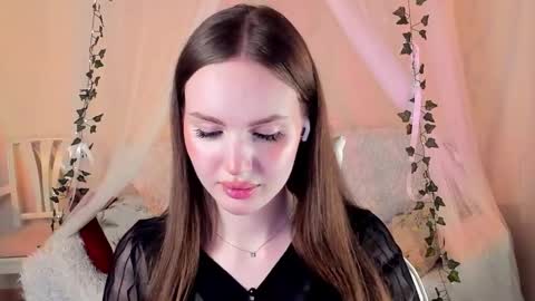Snapshot of mish_ka3 chatting on 24, 10, 2025 Misha online show from 24, 10, 2025