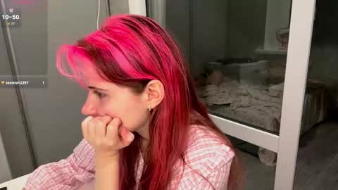 Molly online show from 1, 10, 2025