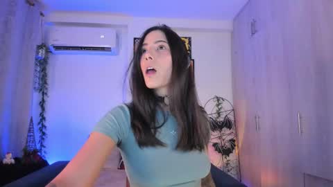 KRAVE  online show from 17, 12, 2025