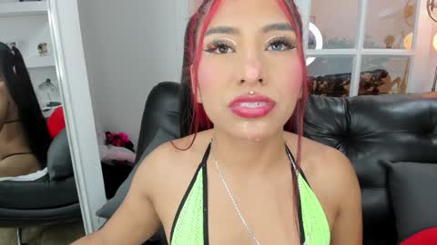 Snapshot of miss___allison chatting on 4, 1, 2025 Allison online show from 4, 1, 2025