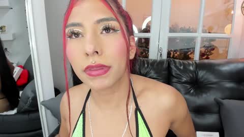 Snapshot of miss___allison chatting on 4, 1, 2025 Allison online show from 4, 1, 2025