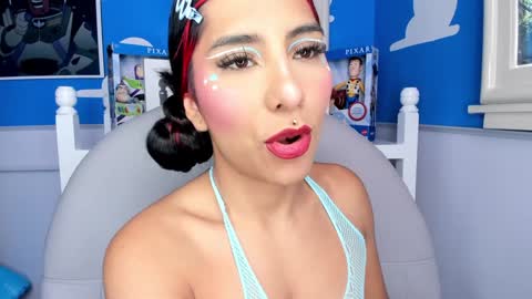 Snapshot of miss___allison chatting on 28, 1, 2025 Allison online show from 28, 1, 2025