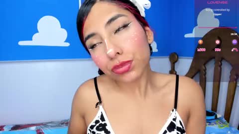 Snapshot of miss___allison chatting on 11, 2, 2025 Allison online show from 11, 2, 2025
