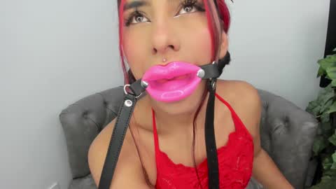 Snapshot of miss___allison chatting on 5, 3, 2025 Allison online show from 5, 3, 2025