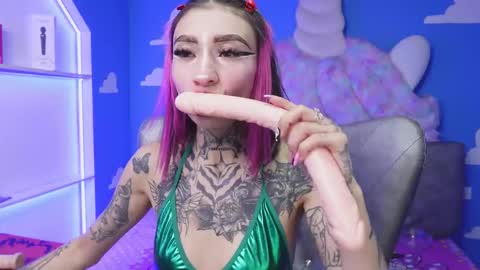 miss___angel online show from 20, 10, 2025
