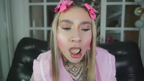 miss___angel online show from 23, 2, 2026